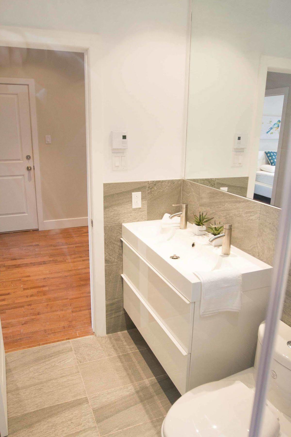 Mtlvacationrentals - The Fabfour Montréal Esterno foto
